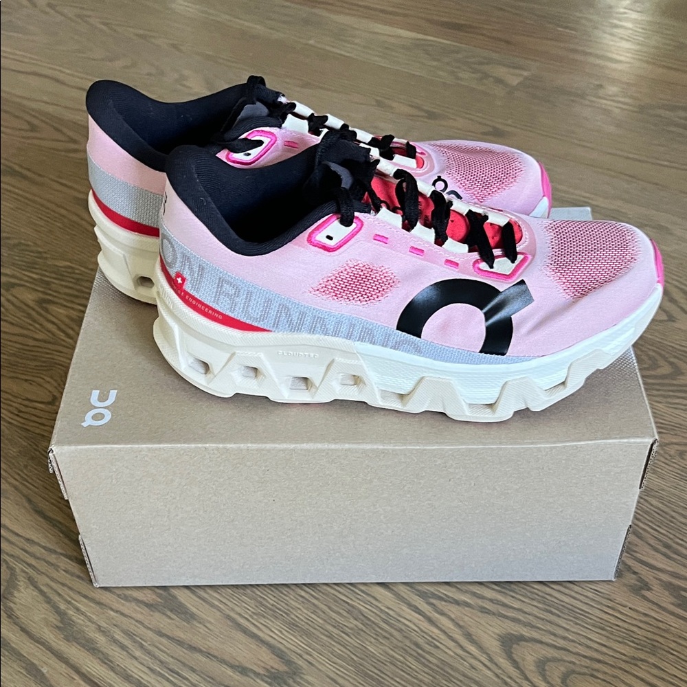 On Running Cloudmonster Hyper size 6.5 like new - Picture 4 of 7